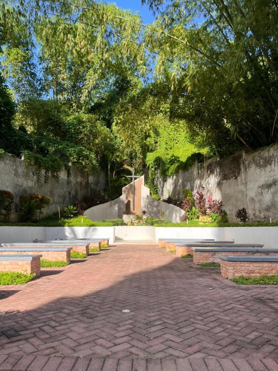 Aparthotel Summum Bonum Bliss - Lahug Cebu Esterno foto